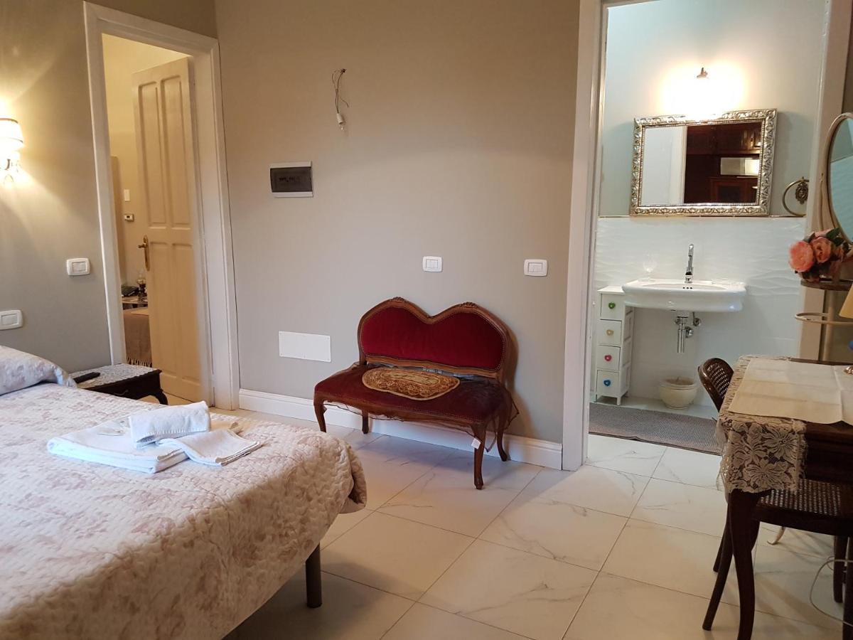 Villa Liberty Ofelia Locazioni Brevi 칼리아리 외부 사진