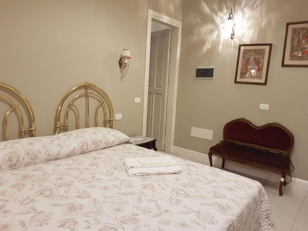 Villa Liberty Ofelia Locazioni Brevi 칼리아리 외부 사진