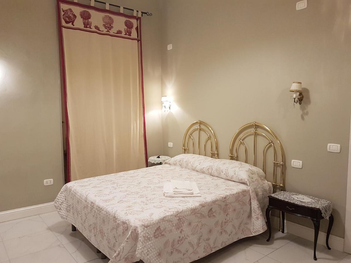 Villa Liberty Ofelia Locazioni Brevi 칼리아리 외부 사진