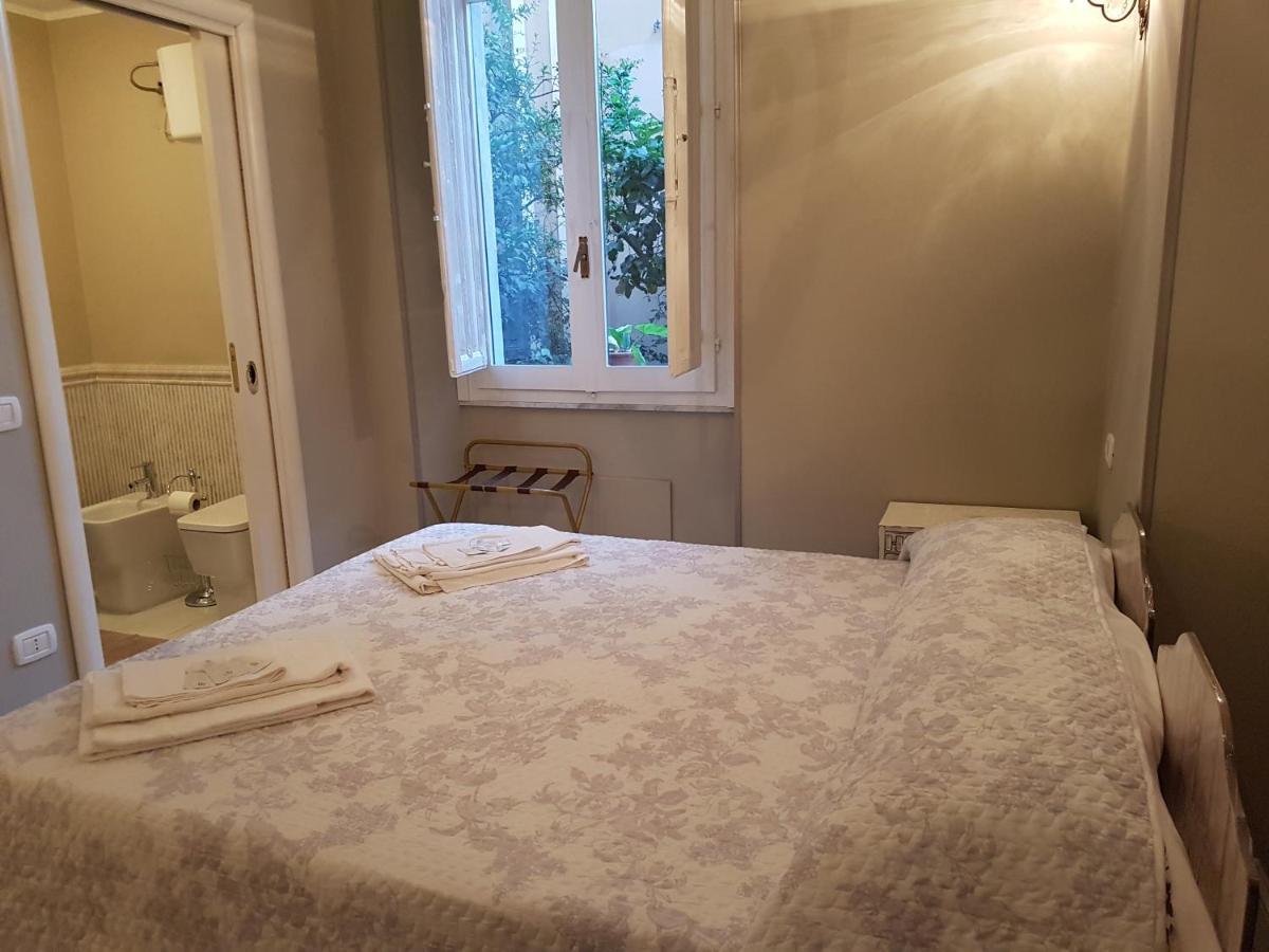 Villa Liberty Ofelia Locazioni Brevi 칼리아리 외부 사진