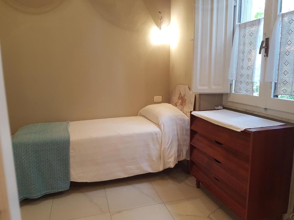 Villa Liberty Ofelia Locazioni Brevi 칼리아리 외부 사진