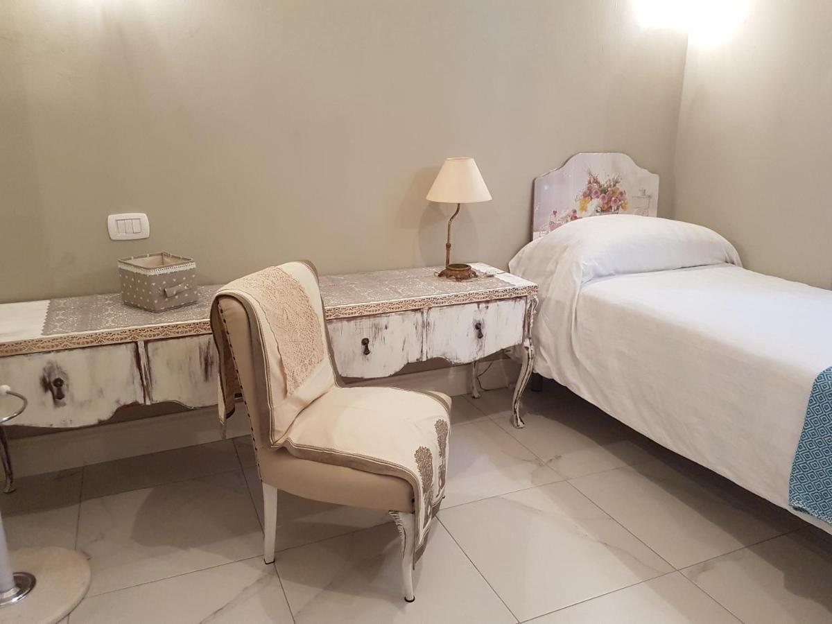 Villa Liberty Ofelia Locazioni Brevi 칼리아리 외부 사진