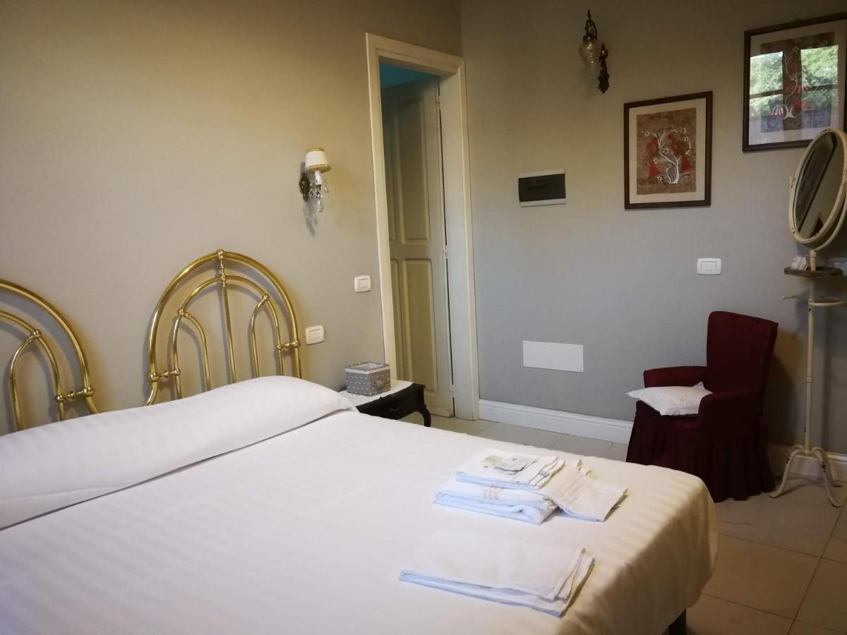 Villa Liberty Ofelia Locazioni Brevi 칼리아리 외부 사진
