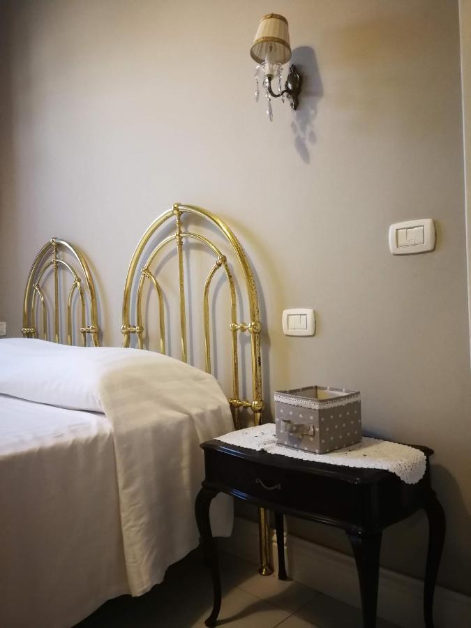 Villa Liberty Ofelia Locazioni Brevi 칼리아리 외부 사진