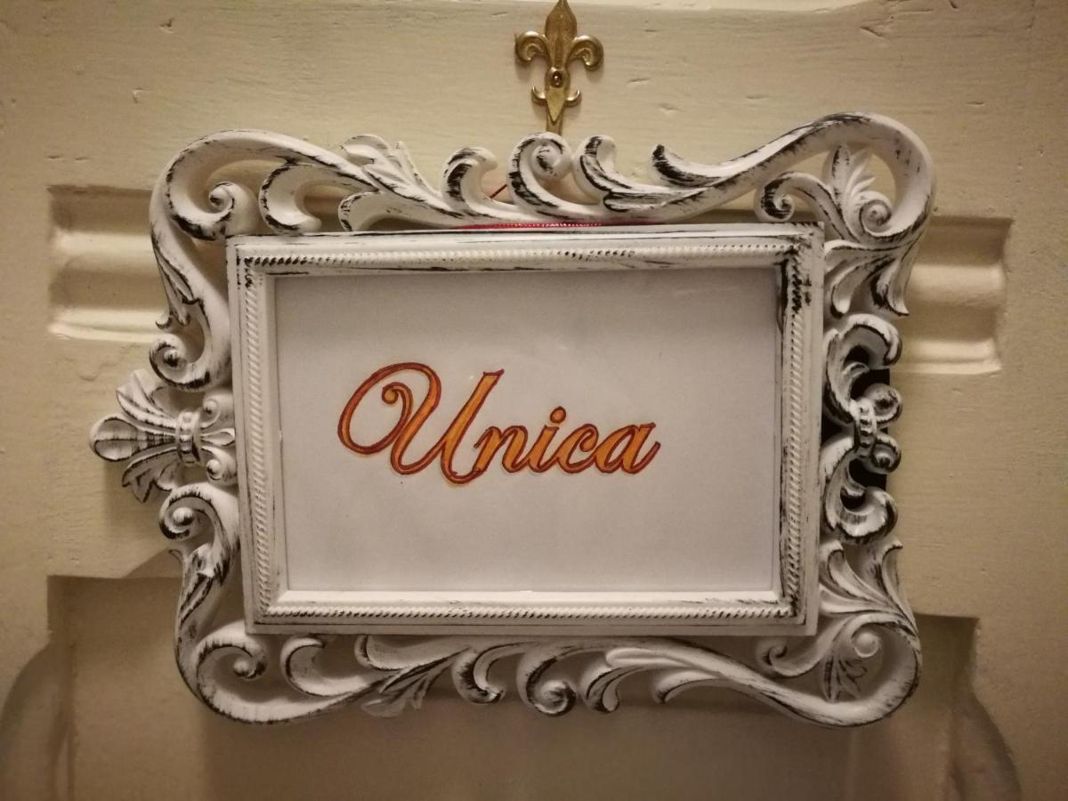 Villa Liberty Ofelia Locazioni Brevi 칼리아리 외부 사진