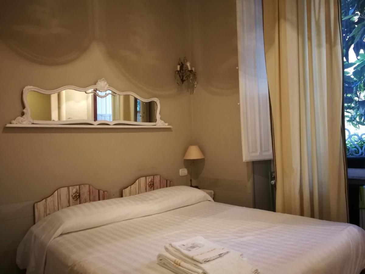 Villa Liberty Ofelia Locazioni Brevi 칼리아리 외부 사진
