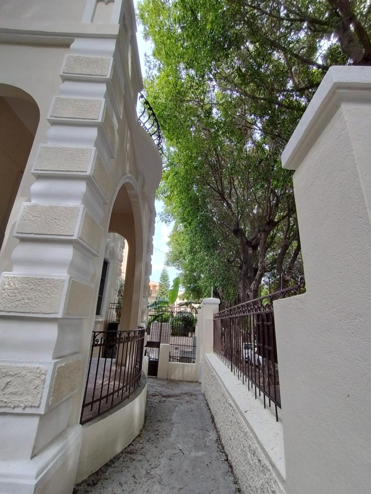 Villa Liberty Ofelia Locazioni Brevi 칼리아리 외부 사진